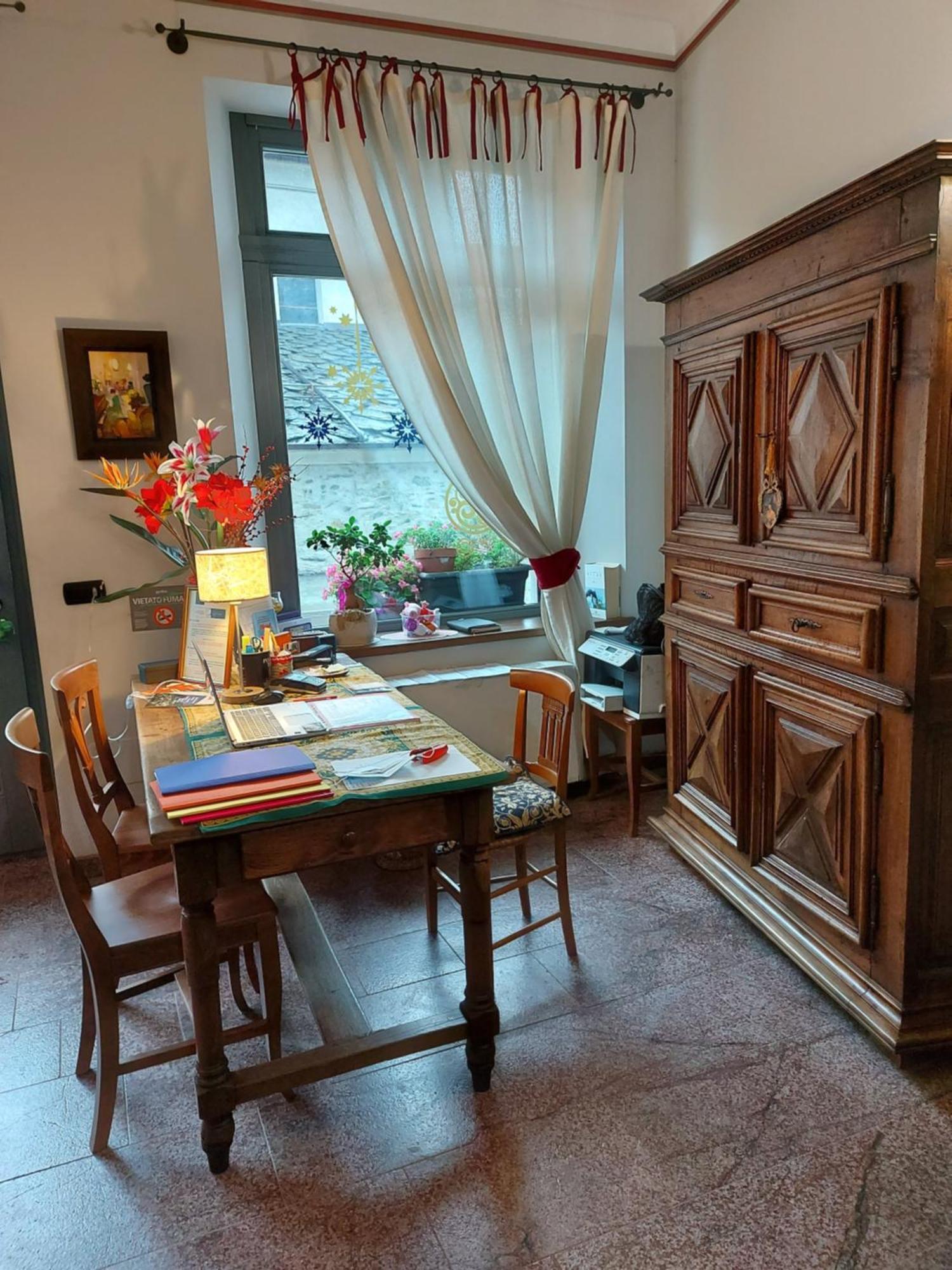 A' La Table Du Sommelier Chambres D Hotes & Restaurant Saint-Vincent Exterior photo