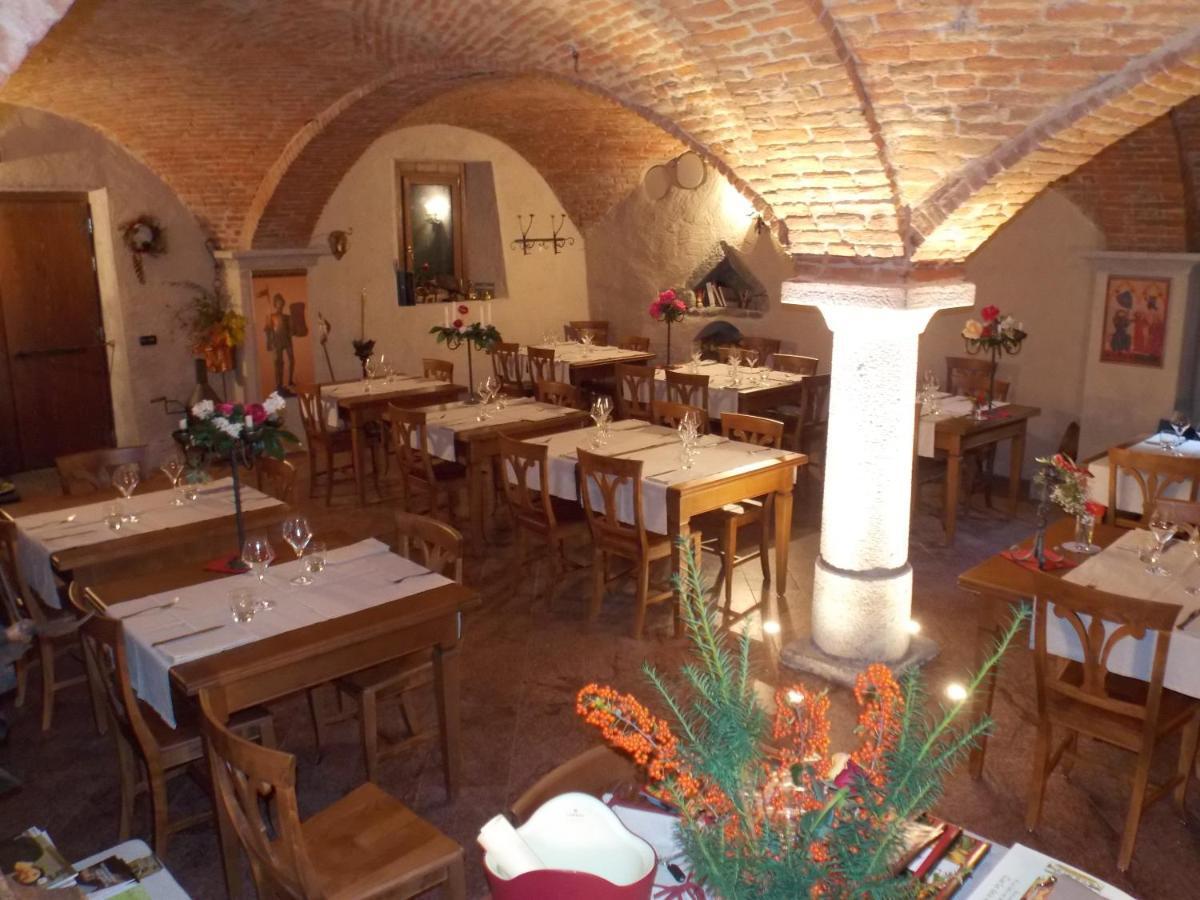 A' La Table Du Sommelier Chambres D Hotes & Restaurant Saint-Vincent Exterior photo