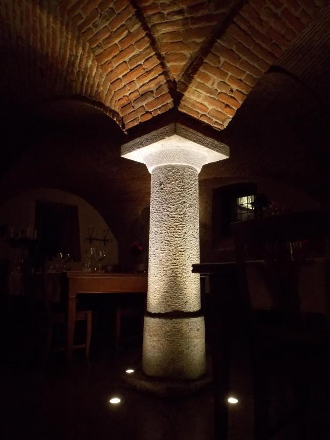 A' La Table Du Sommelier Chambres D Hotes & Restaurant Saint-Vincent Exterior photo