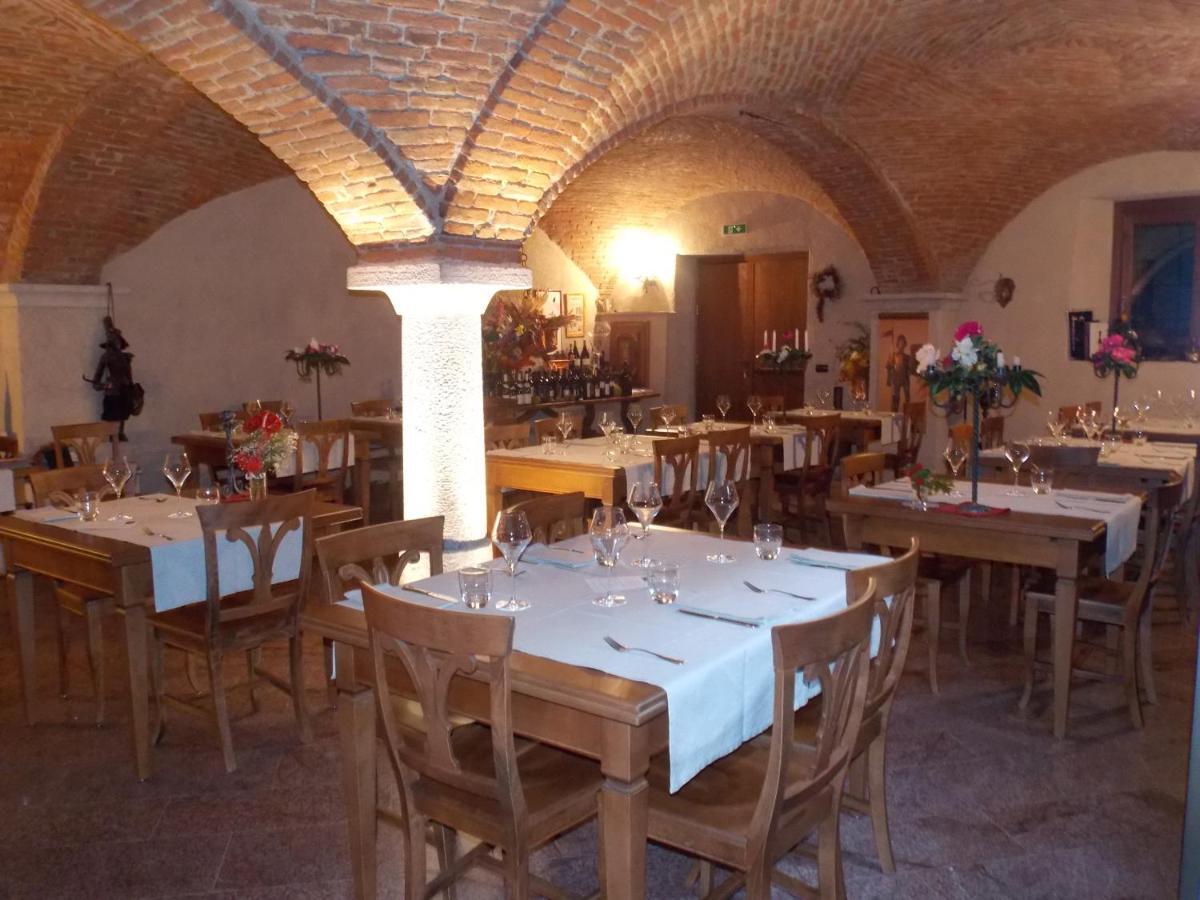 A' La Table Du Sommelier Chambres D Hotes & Restaurant Saint-Vincent Exterior photo